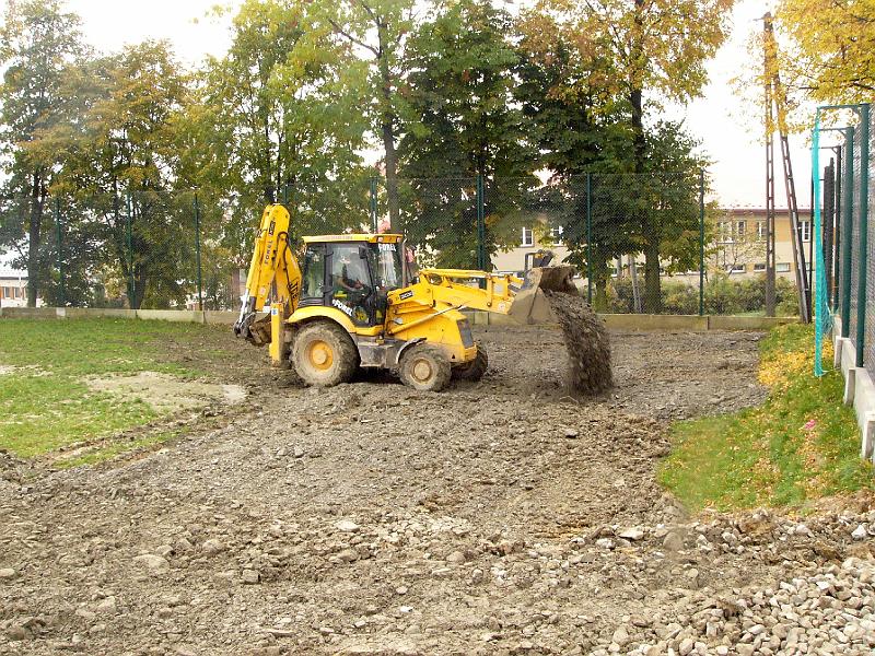 prace przy podbudowie wrzesien i pazdziernik_03.jpg